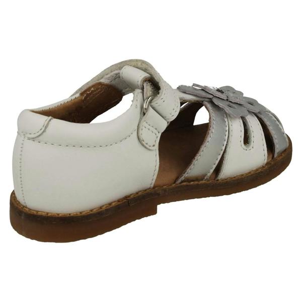 Start-rite Girls Startrite Flower Detailed Closed Toe Sandals Flora