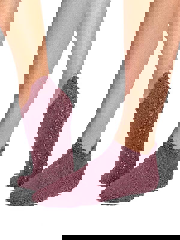 Tavi Savvy Grip Yoga Socks