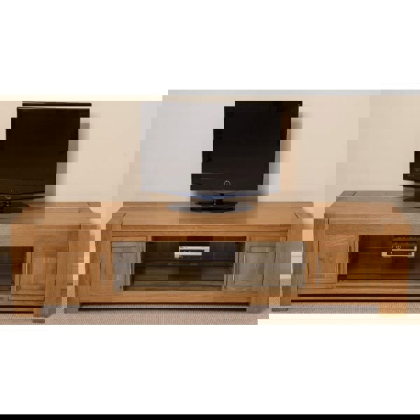 That's Furniture Kuba Solid Oak Widescreen TV Unit with Storage