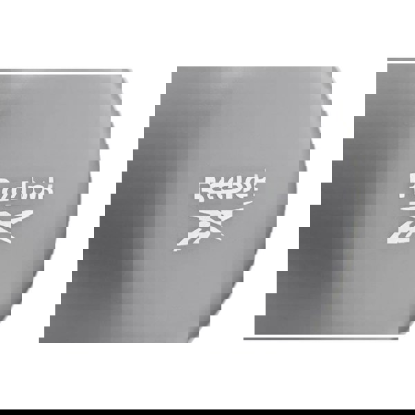 Reebok 8kg Cast Iron Kettlebell showing reebok logo