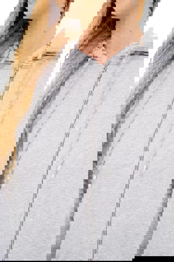 Smart Living Women's Stylish Zip-Up Hoodie with Pockets - Cozy Casual Wear - Grey