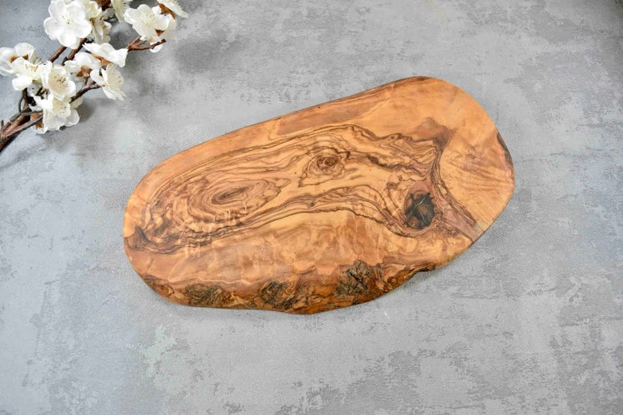 Kate Chesters Art Olive Wood Board 30cm