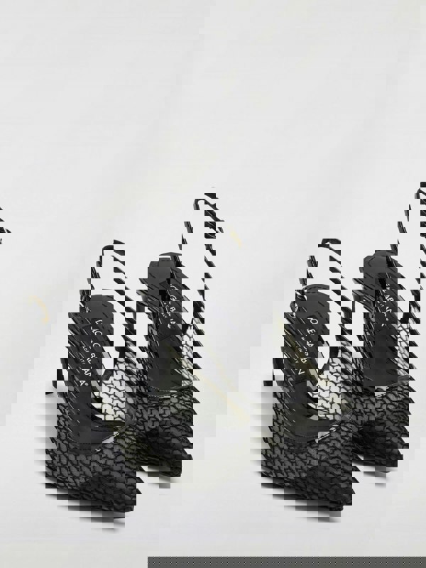 207186780.jpg