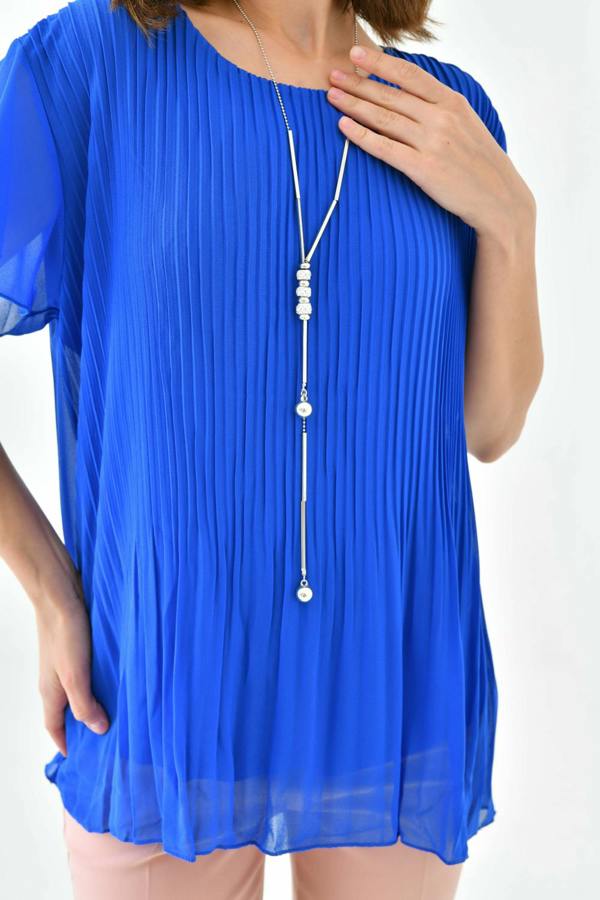 Hoxton Gal Oversized Round Neck Short Sleeve Pleated Blouse in Blue with Necklace