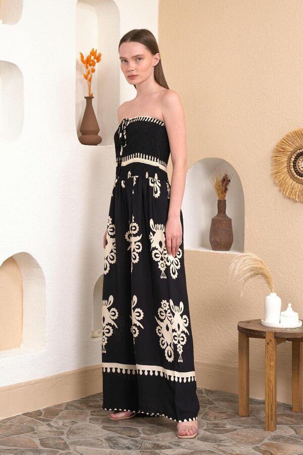 Hoxton Gal Oversized Printed Jumpsuit in Black