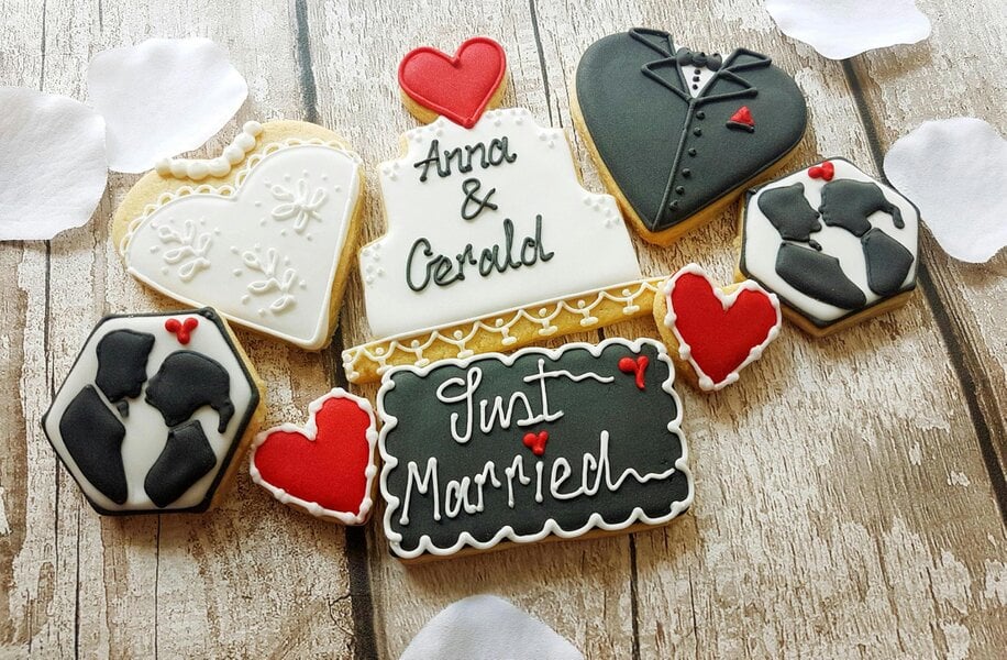 The Cookie Collaboration Hand-iced Personalised New Baby Cookie LETTERBOX GIFT