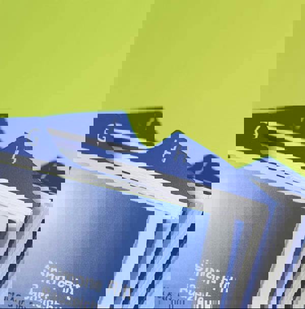 Durable VISIFIX VEGAS 400 Card Rotary Business Card Holder | A-Z Index | Silver