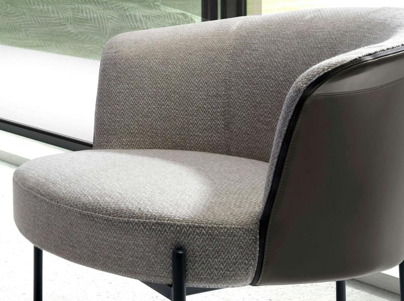 Angel Cerdá Grey Fabric and Dark Grey Leatherette Armchair 5109