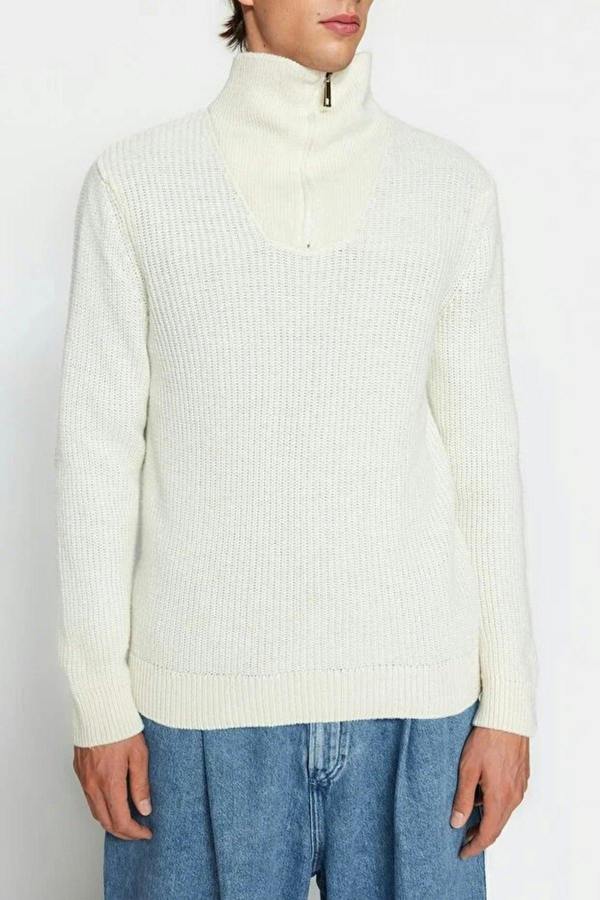 WOVCOR Regular Woolen Zippered Turtleneck Knit Men's Sweater
