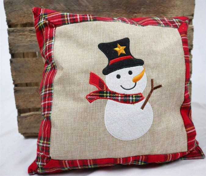 Shatchi 40x40cm Snowman Print Christmas Cushion Cover in Brown Hessian and Non-Woven