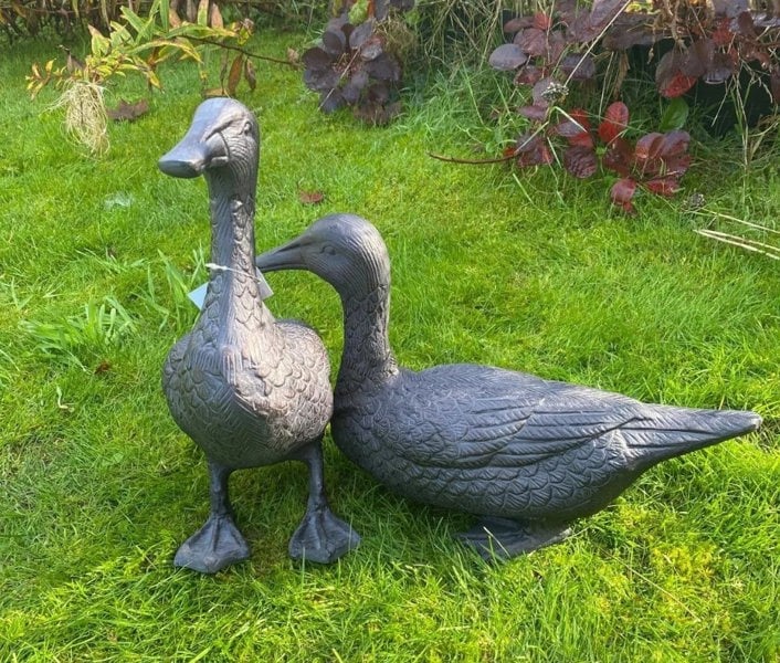 Inspirational Gifting Pair of Ducks Garden Sculpture Cast Aluminium Ornament