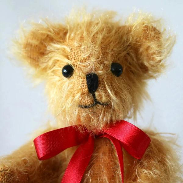 Golden Peter the Bear by Canterbury Bears