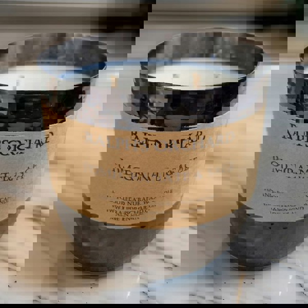 2 wick candle in black dimpled tin