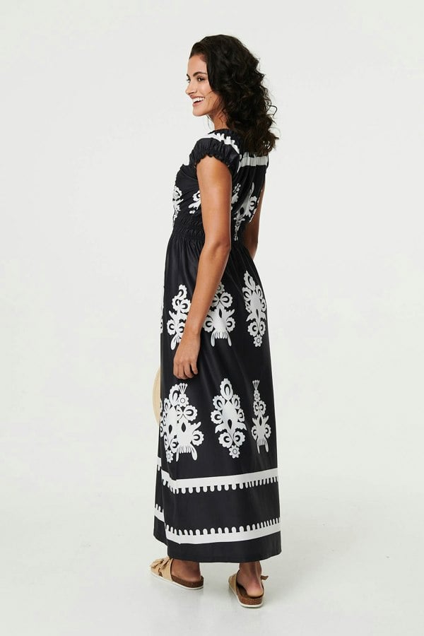 Black | Ikat Print Ruched Cap Sleeve Maxi Dress
