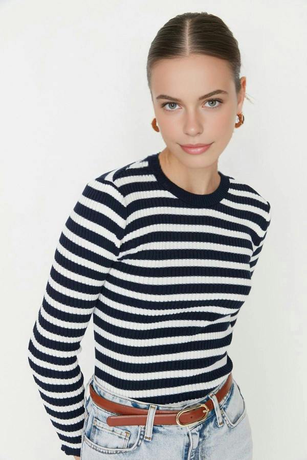 WOVCOR Basic Striped Knit Sweater