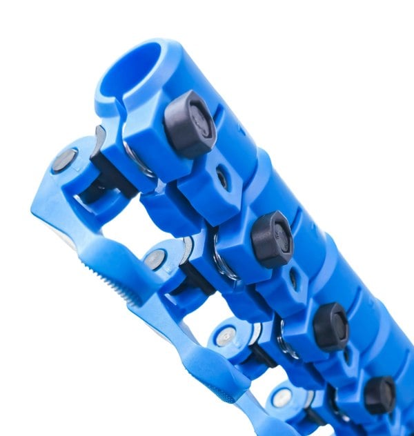 Aquaspray® Venom 40ft 100% Carbon Fibre Waterfed Window Cleaning Pole 8-Section