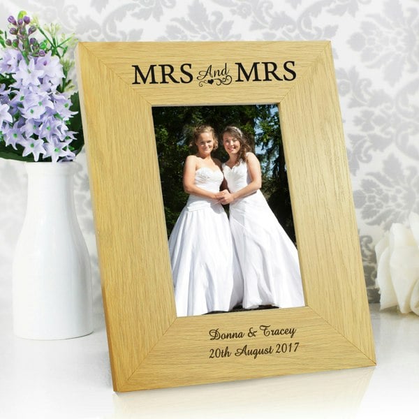 Personalised Memento Company Personalised Oak Finish 6x4 Mrs & Mrs Photo Frame