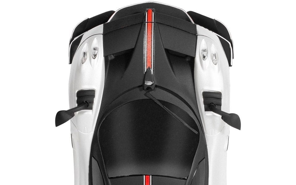 Scalextric Pagani Huayra BC Roadster Metallic Pearl White Super Resistant 1:32 Scale Scalextric C4399