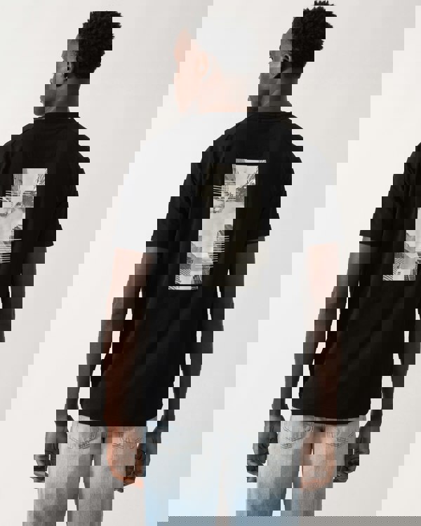 BOSS Green Zone Stripe Mens T-Shirt with Decorative Reflective Accents - Black 001