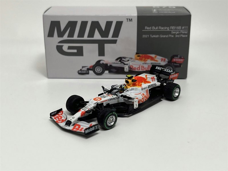 Mini GT Red Bull RB16B #11 Sergio Perez Turkish GP 2021 1:64 Mini GT MGT00679L