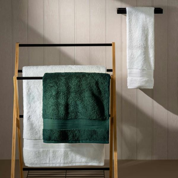Dark Emerald Egyptian Cotton Towel Bale detail view 1 | Soak and Sleep