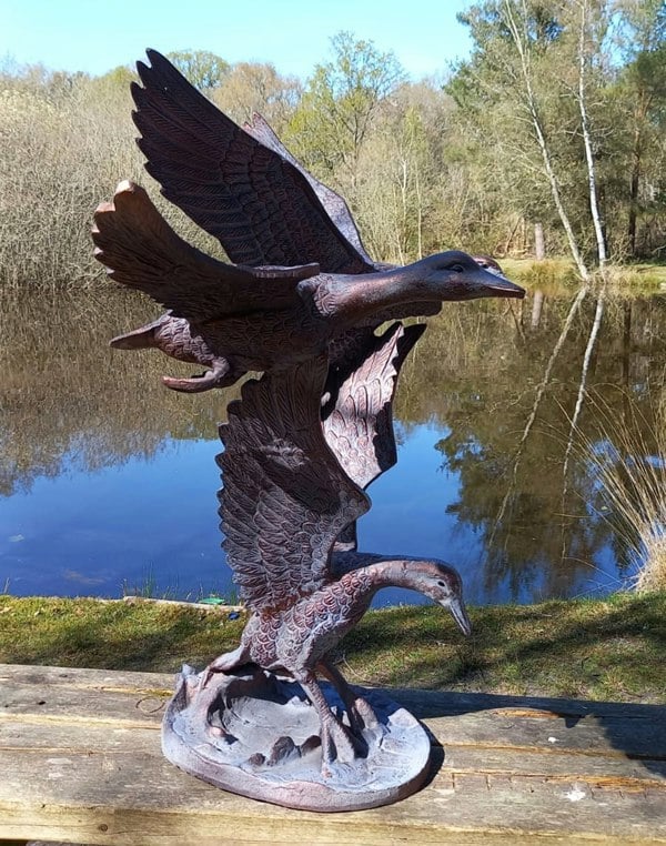 Inspirational Gifting Set of 3 Flying Ducks Garden Sculpture Ornament Decor