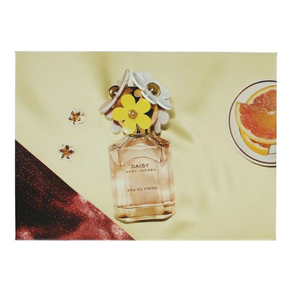 Marc Jacobs Daisy Eau So Fresh 3 Piece Gift Set: Eau De Toilette 75ml - Body Lotion 75ml - Shower Gel 75ml
