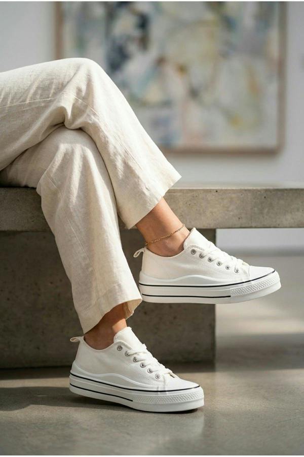 Saoirse Low Top Canvas Trainers - White