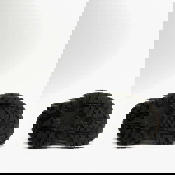 1606387701-81848500.jpg