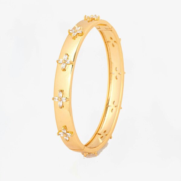 Uchi & Soto Kinmokusei Gold Bead Floral Bangle