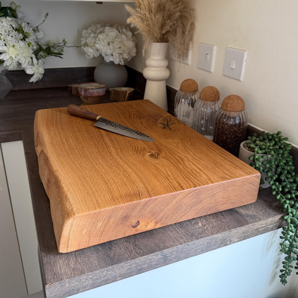 Giraffes & Craftz XL Thick Oak Live Edge James Martin Style Chopping Board Block