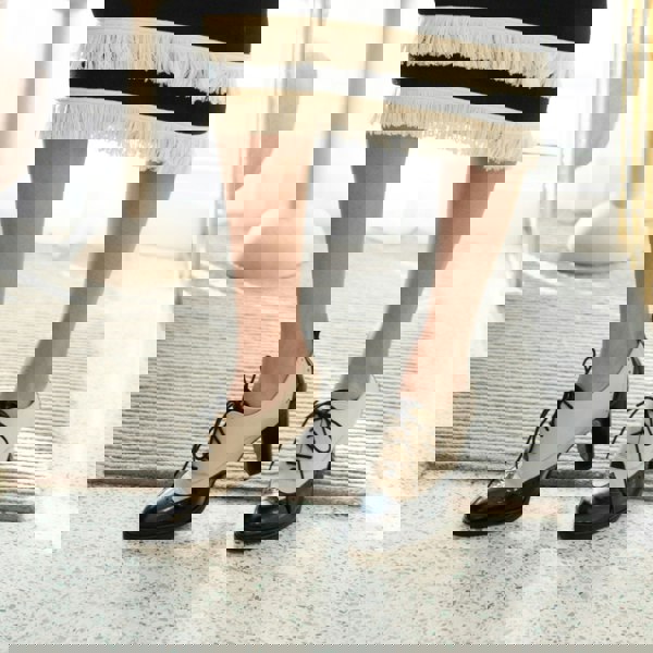 Embassy London Casino - Black & Cream - Women's black and cream leather oxford pump in 3 inch heel