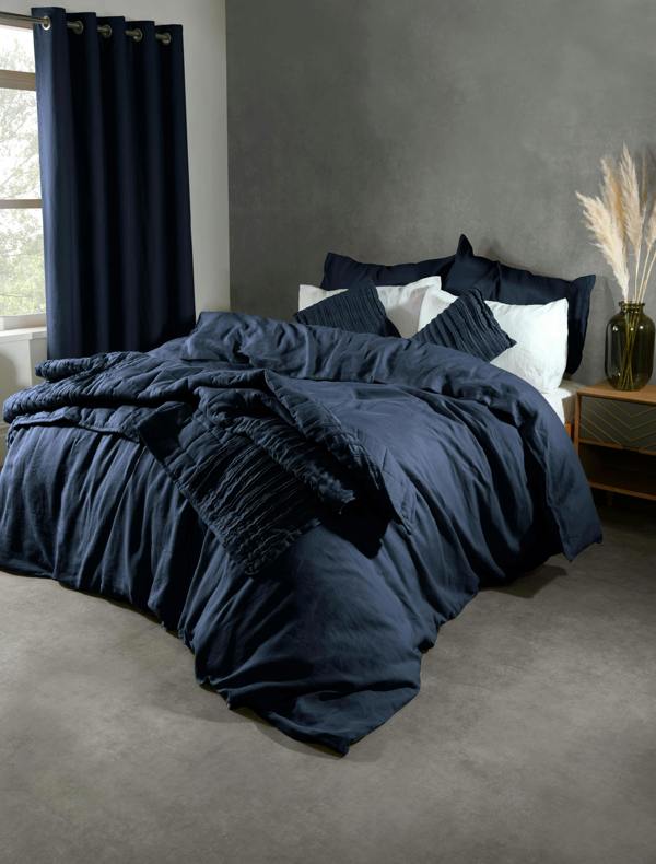Lazy Linen Bedding Bundle - Duvet Cover, Pillowcase Pair + Fitted sheet - Navy