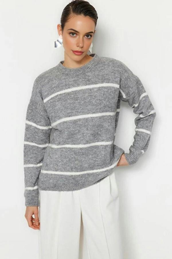 WOVCOR Striped Soft Textured Knit Sweater