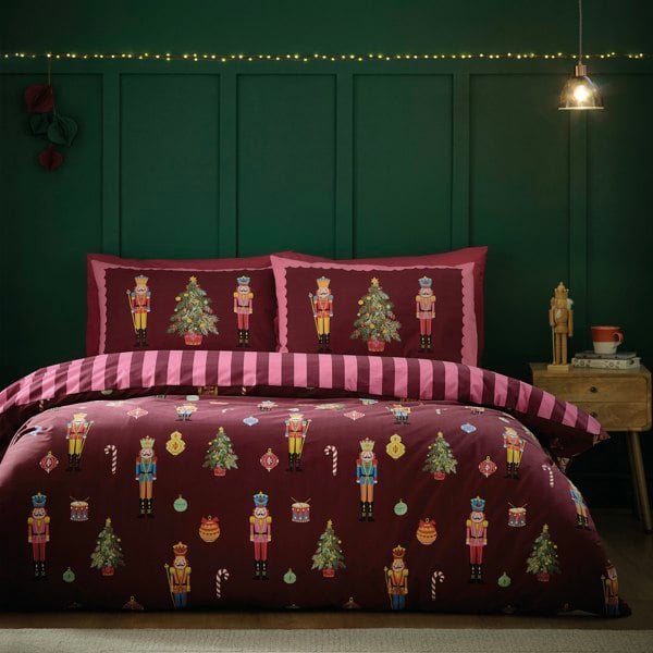 Catherine Lansfield Nutcracker Stripe Reversible Duvet Cover Set Plum