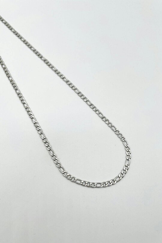 SVNX Figaro Chain Necklace in Silver