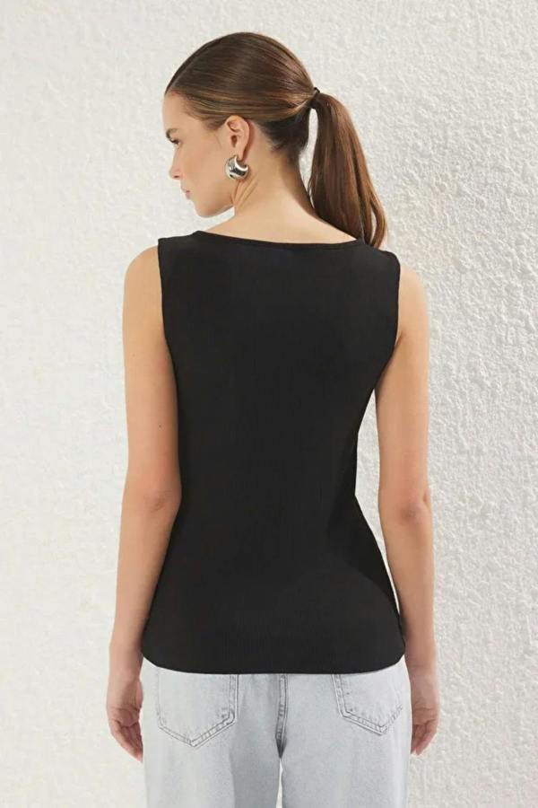 Hoxton Gal Buttoned Asymmetric Fitted Ribbed Stretch Knit Blouse