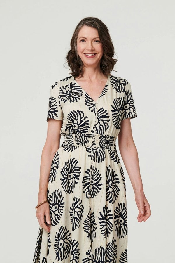Navy | Printed Short Sleeve Shirred Maxi Dress
