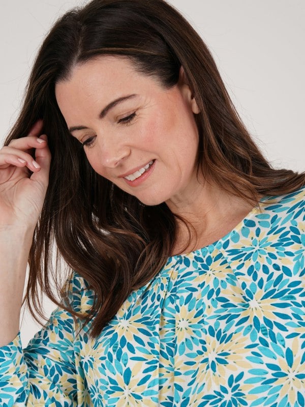 TIGI-Wear Splash Mosiac Ruched Neck Top