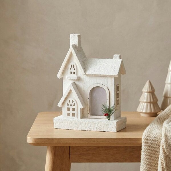 Garden Greatness Illuminated Wooden House Decor Ornament