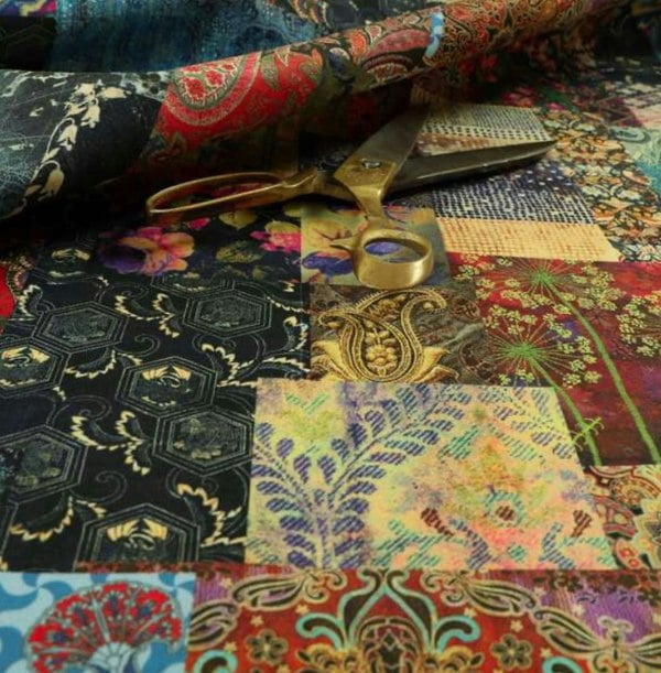 ISTOOLS Premium Handmade Damask Multicolour Storage Ottoman Bench – UK Storage Seat & Coffee Table