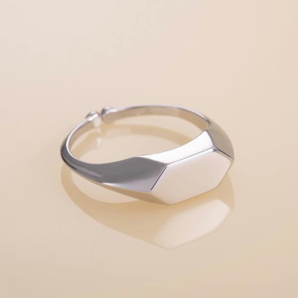 Adjustable Geometric Signet Ring for Women - namana.london