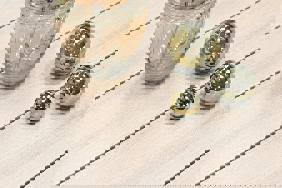 Garden Impressions Edison Natural - Four Seater Round Dining Suite with Barcelona Chairs