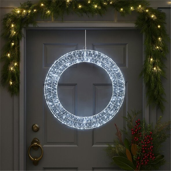 Scotts of Stow Xmas Haus Pre Lit Micro LED Wreath with 5m Lead Timer