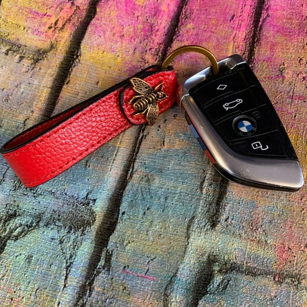 Love EMVY Leather Bee Keyring – Red