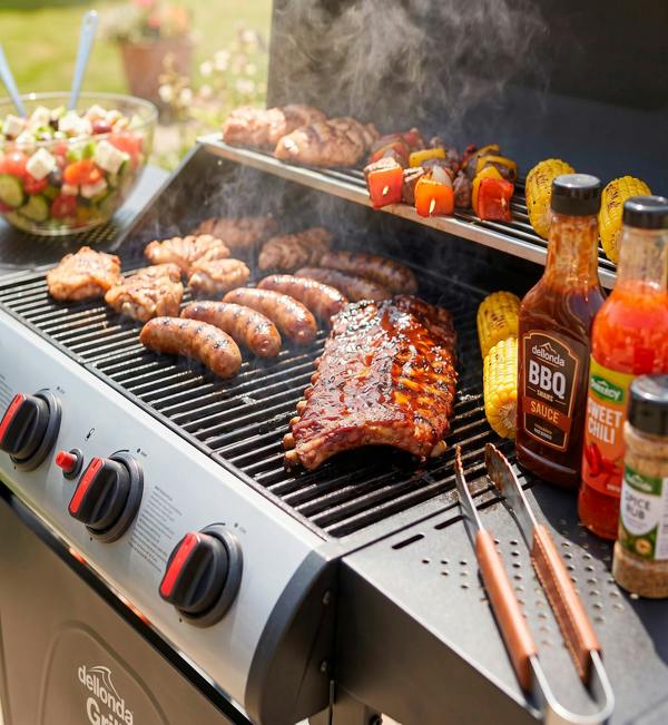 Dellonda 4 Burner Gas BBQ Grill with Piezo Ignition, Built-In Thermometer and Water-Resistant PVC Cover, Black/Stainless Steel - DG229