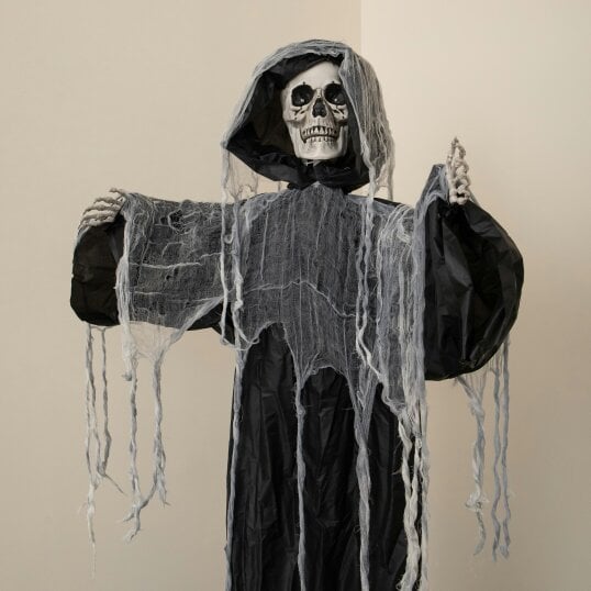 Samuel Alexander 1.7m Animated Cackling Reaper Halloween Decoration with Red LED Eyes