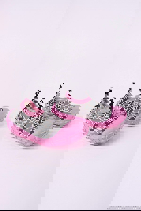 Turtl Kids' Recycled Water Shoes in Pink & Shell Print
