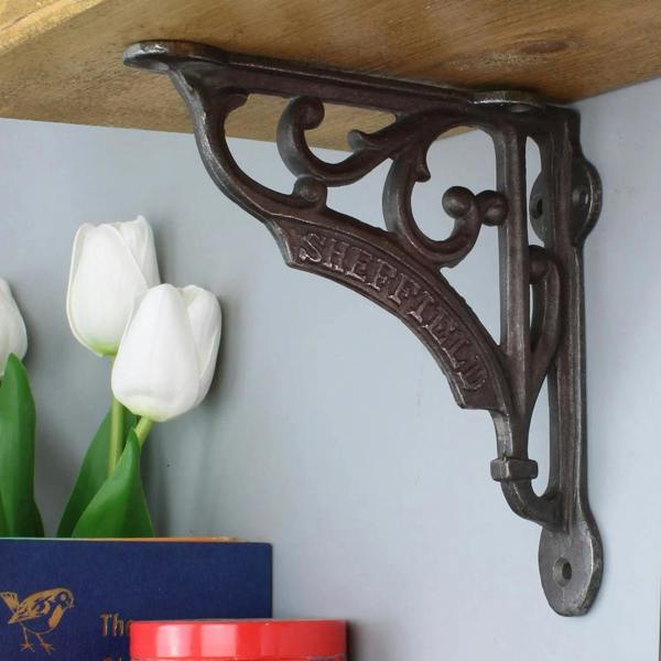 Pair of Antique Cast Iron Sheffield Shelf Brackets - 150mm x 150mm