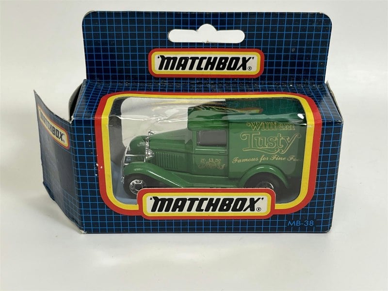 MCSlots Ford Model A William Lusty Green 1:64 Scale Matchbox MB38D S8